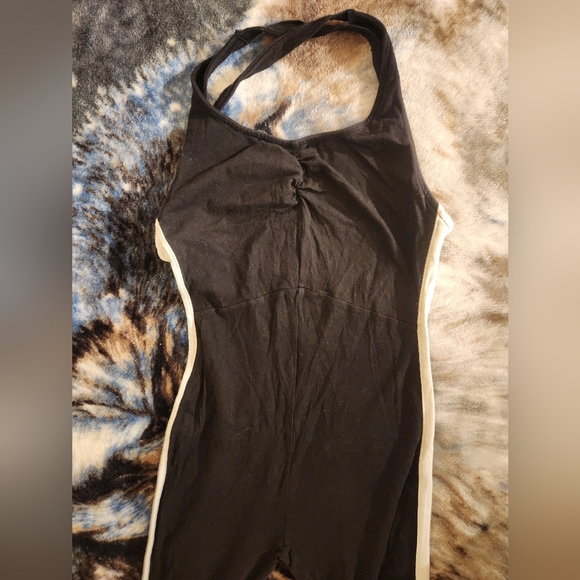 Backless Jumper - Picture 3 of 6